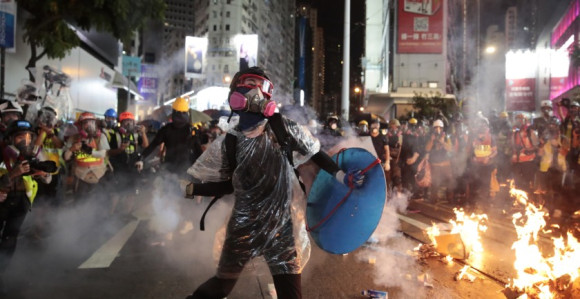 Поново сукоби на протестима у Хонгконгу