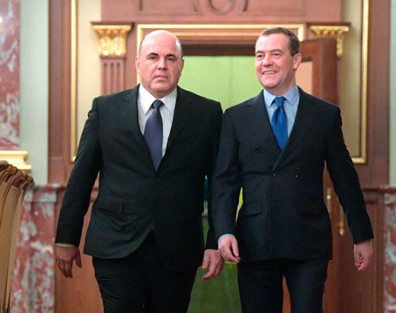 Медведев дао објашњење за свој одлазак