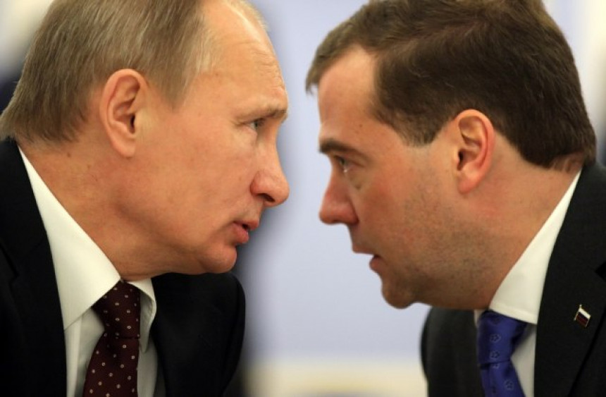 Putinov prijedlog odobren: Medvedev dobio funkciju