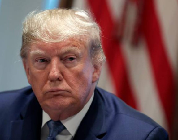 Сенат усвојио правила поступка за опозив Трампа