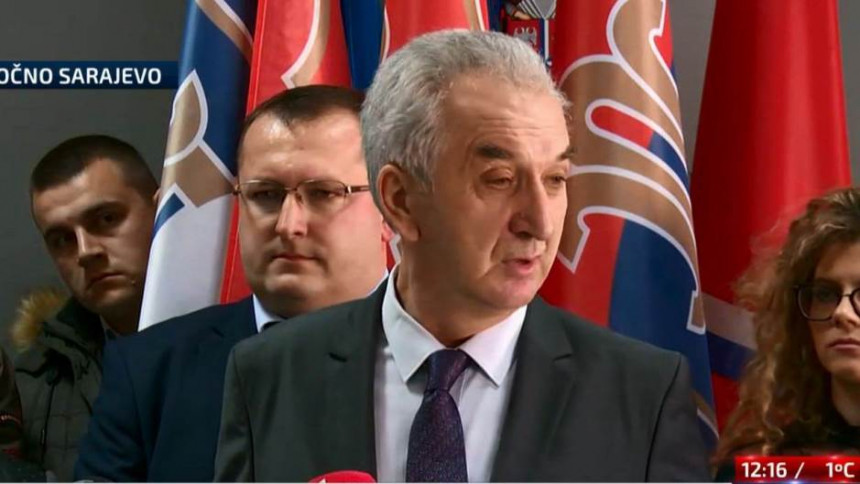 Ko je izabrao Nikšića, šta je Dodik javio Čoviću?