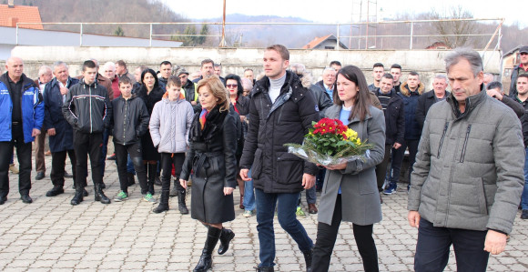 Bratunac: Skup poslanika opozicije sa građanima