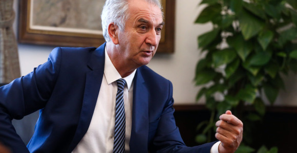Vrhovna struktura vlasti Republike Srpske je u krizi i panici