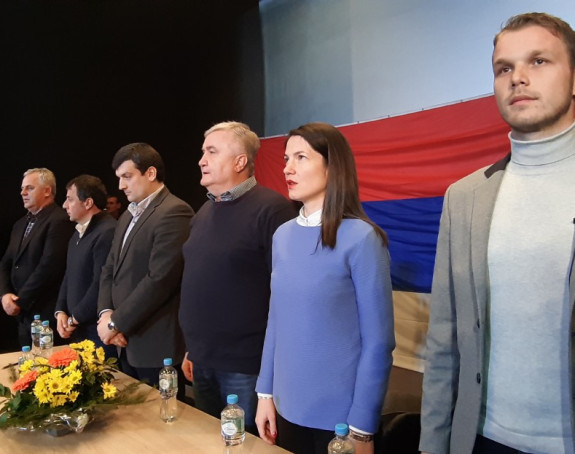Skup opozicije u Bratuncu: Ovo je politika pobjede, a njihova je politika poraza (VIDEO)