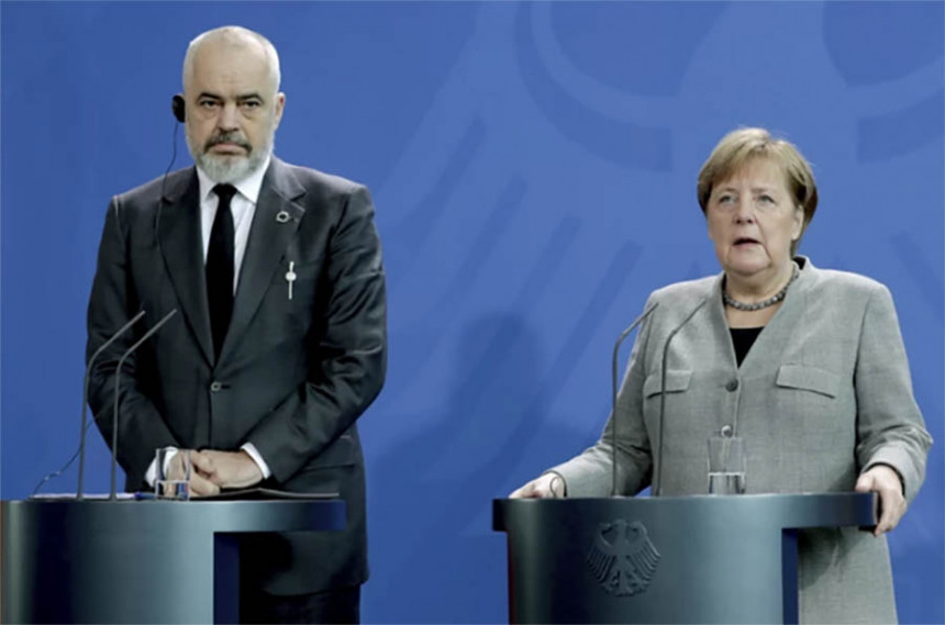 Rama: Merkelova podržava “mini Šengen”