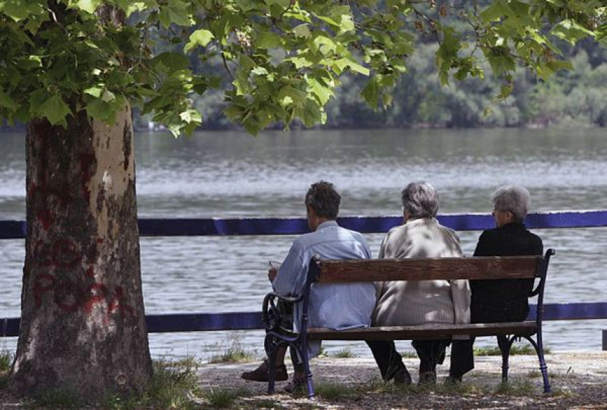 U RS najmlađi penzioner ima 24, a 107 godina najstariji