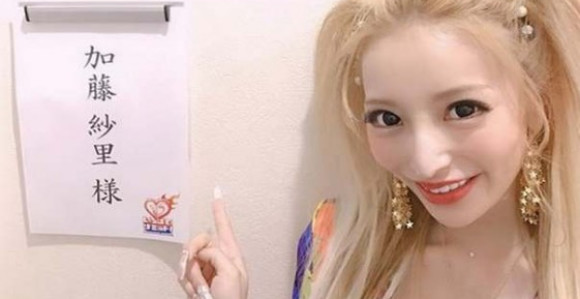 Razvela se posle 7 dana braka jer joj muž nije dao da troši novac koliko želi!