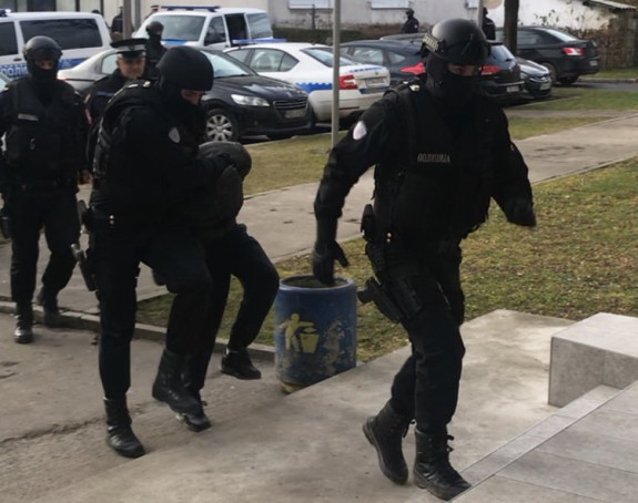Zatražen pritvor za uhapšene zbog dilovanja droge
