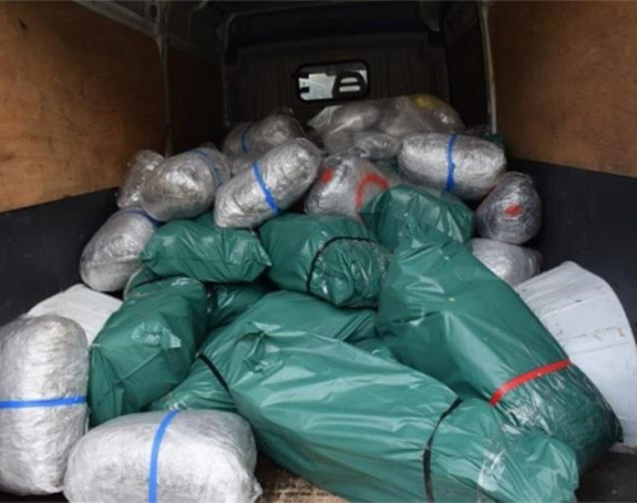 Državljanin BiH i Slovenije uhapšeni sa 481 kg droge