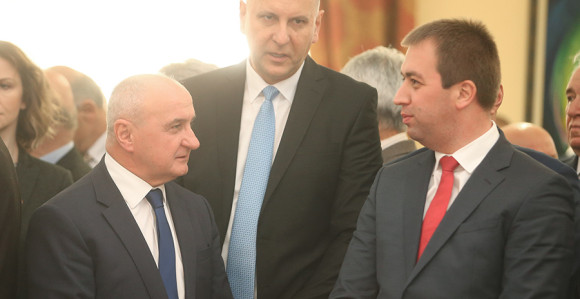 Prognoze: Šta očekuje socijaliste i Petra Đokića?