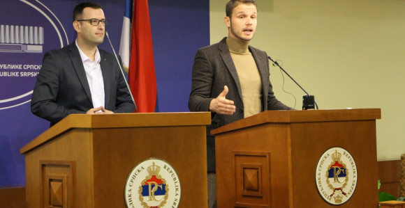Smanjiti upotrebu službenih vozila u javnom sektoru
