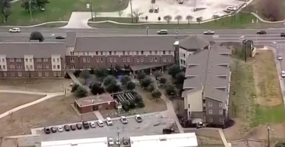 САД: Убијено двоје људи у пуцњави на универзитету