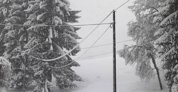 Због олујног вјетра Хан Пијесак без струје и воде