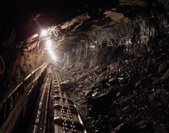 Два рудара су погинула, а 20 остало затрпано