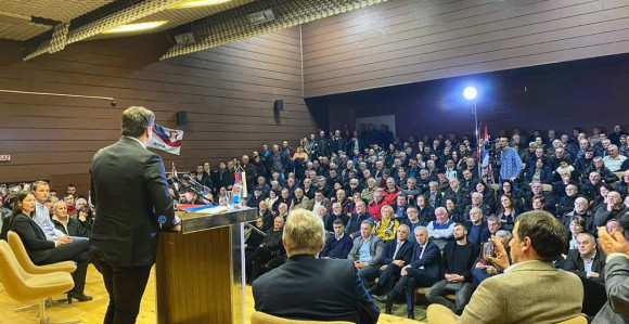Skup "Buđenje Srpske": Režim održavaju "papci"