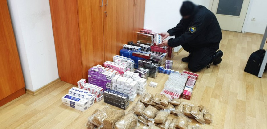 Oduzeta veća količina cigareta i rezanog duvana