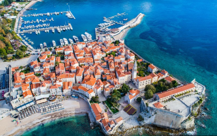 Zbog duga od 8 mil. evra blokirano poznato ljetovalište