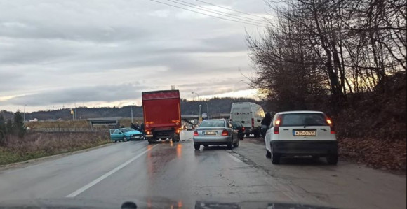 Teška saobraćajna nesreća kod Tuzle