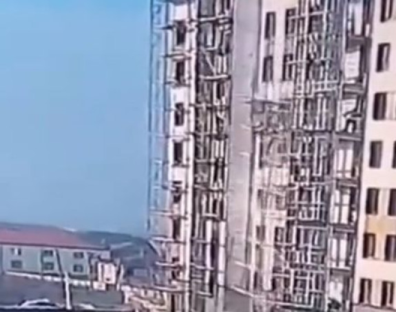 Radnici preživeli pad sa 9. sprata, prošli samo sa lakšim povredama! (VIDEO)
