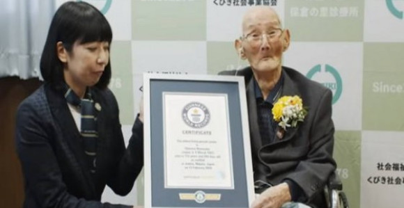 Ovaj Japanac je zvanično najstariji čovek na svetu!
