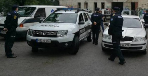 Masovna tučnjava migranata kod Cazina