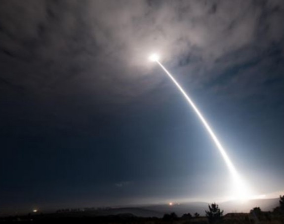 Sirija cijelu noć pod raketnim napadima