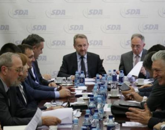 Ne prihvatamo ultimatume Dodika i Čovića