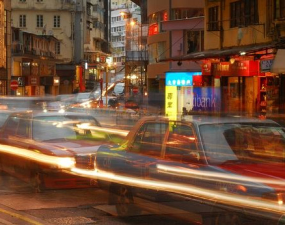 Vozač krenuo u jurnjavu za vozilom koje ga je udarilo