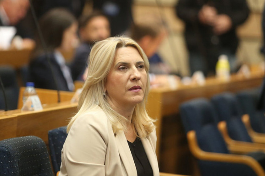 Odlukom Ustavnog suda BiH oduzima se teritorija Srpske