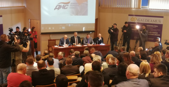Nešić ostaje jedini kandidat za predsjednika DNS-a