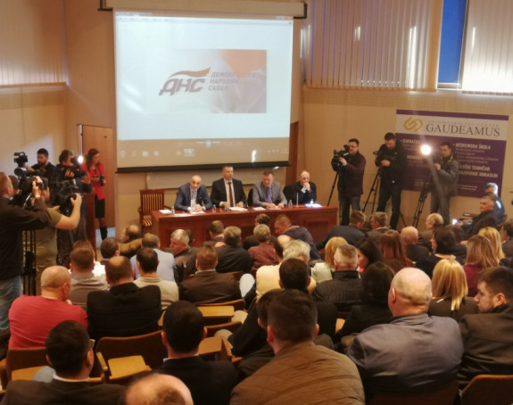 Nešić: Pavić je zaslužni član DNS, doće na Skupštinu