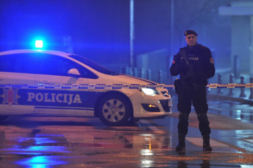 Cetinje: U sačekuši izrešetan muškarac