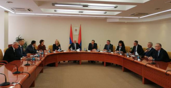 Lideri usaglasili zaključke: Nema referenduma, traži se markiranje granica između RS i FBiH