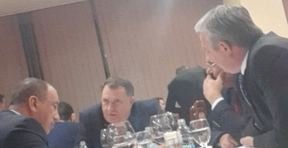 Dodik verbalno napao Crnatka i Borenovića