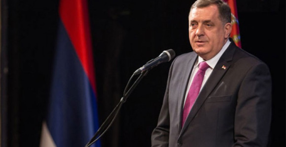 Dodik učestvovao u odlučivanju,traži ostavku Komšića