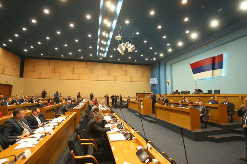 Odbijena deklaracija o položaju Srba u Crnoj Gori