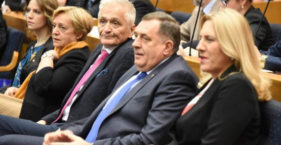 Posebne sjednice-Zakazivanje po želji Milorada Dodika?!