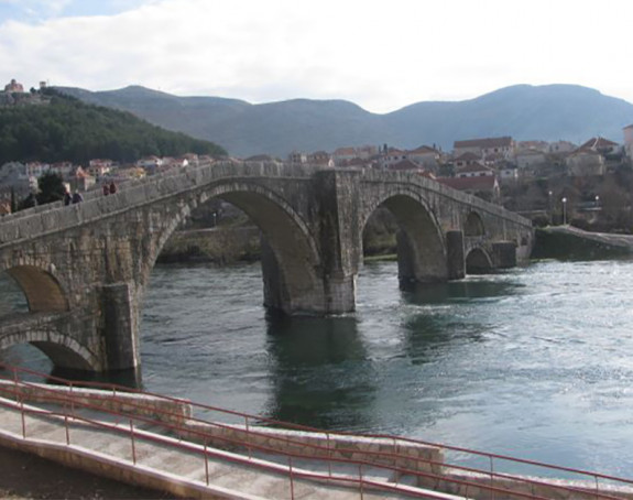 Starac se ubio skok sa mosta u rijeku Trebišnjicu