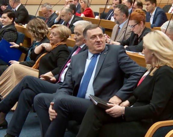 Dodik bi opet da prenosi nadležnost Republike Srpske