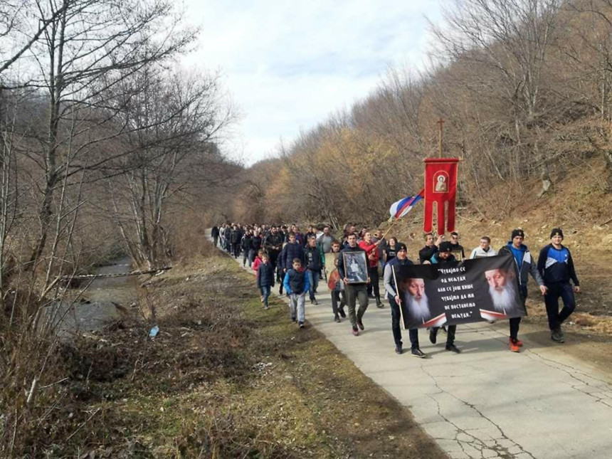 Мјештани Чајнича заустављени на путу за Пљевља