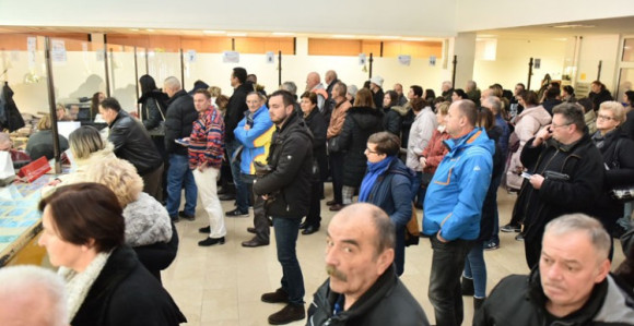 Nezaposleni dnevno podnesu hiljade zahtjeva FZO