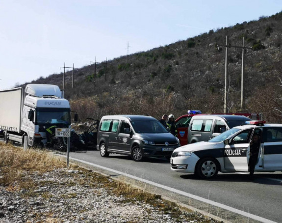 Тешка несрећа код Мостара: Погинуле мајка и син