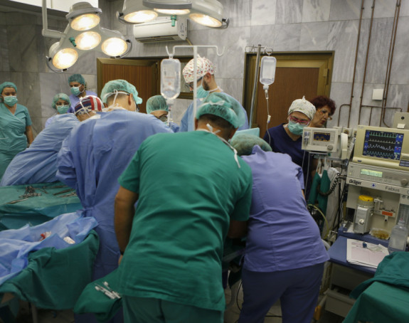 Ugradili stent sa isteklim rokom, ali nastavili da rade?!