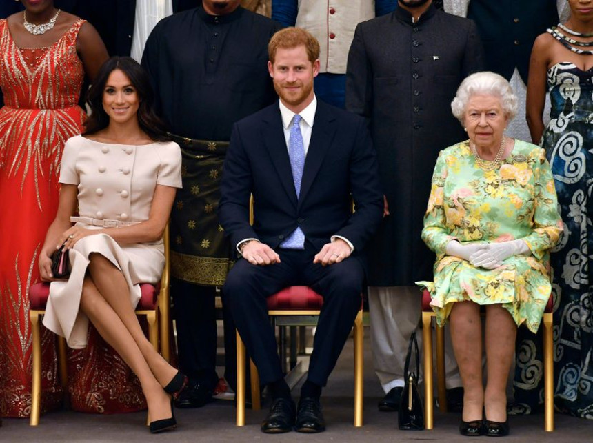 Kraljica i princ Hari imali emotivan razgovor nakon Megzita!
