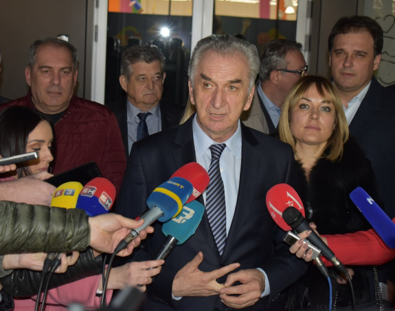 SDS: Ostavka Dodika i javno izvinjenje narodu Srpske