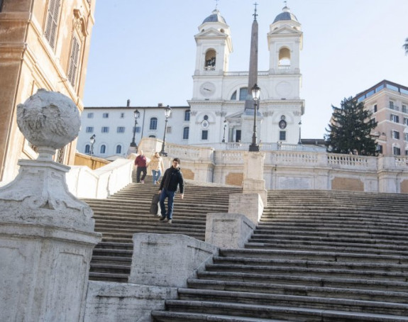 Италија због вируса затвара школе и универзитете