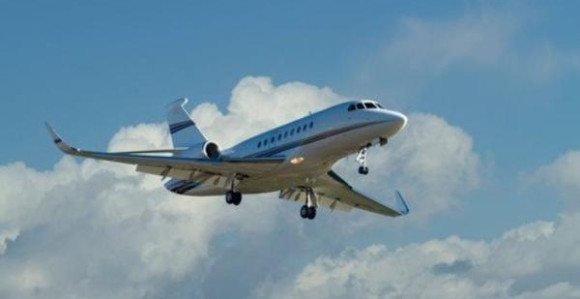 Putnički avion prinudno sletio na Šermetjevo