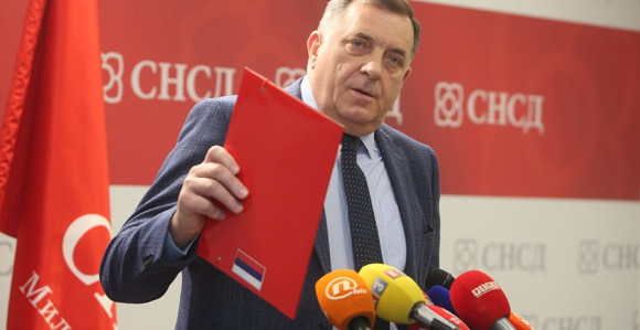 Dodika Šarović ne interesuje, čeka odluku Mićića