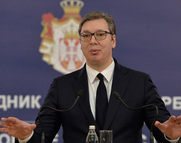 Vučić: Ako bude najezde migranata, zatvaramo granicu