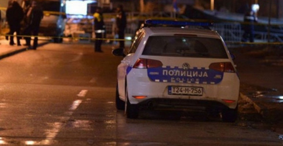 Jaka eksplozija u BL: Oštećena garaža i automobil